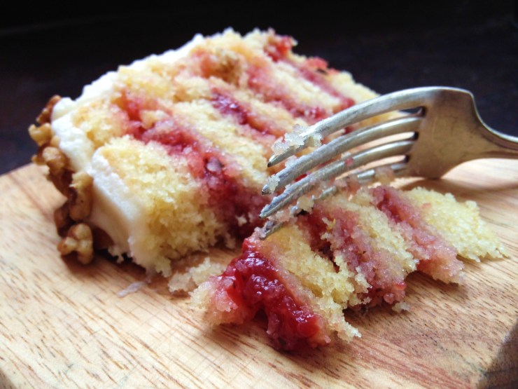 strawberry tarragon cake